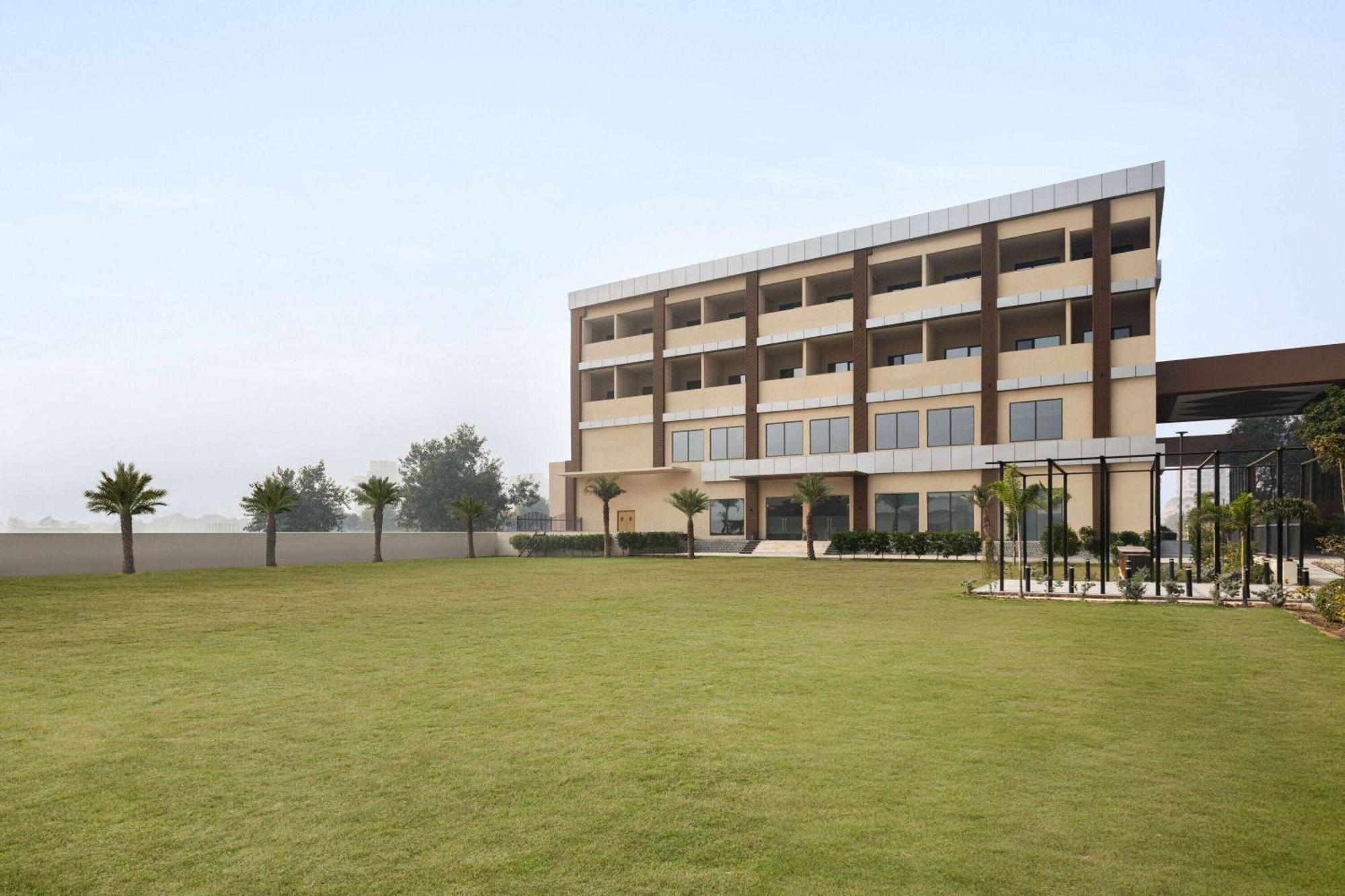 Wyndham Garden Sonipat Murthal Экстерьер фото
